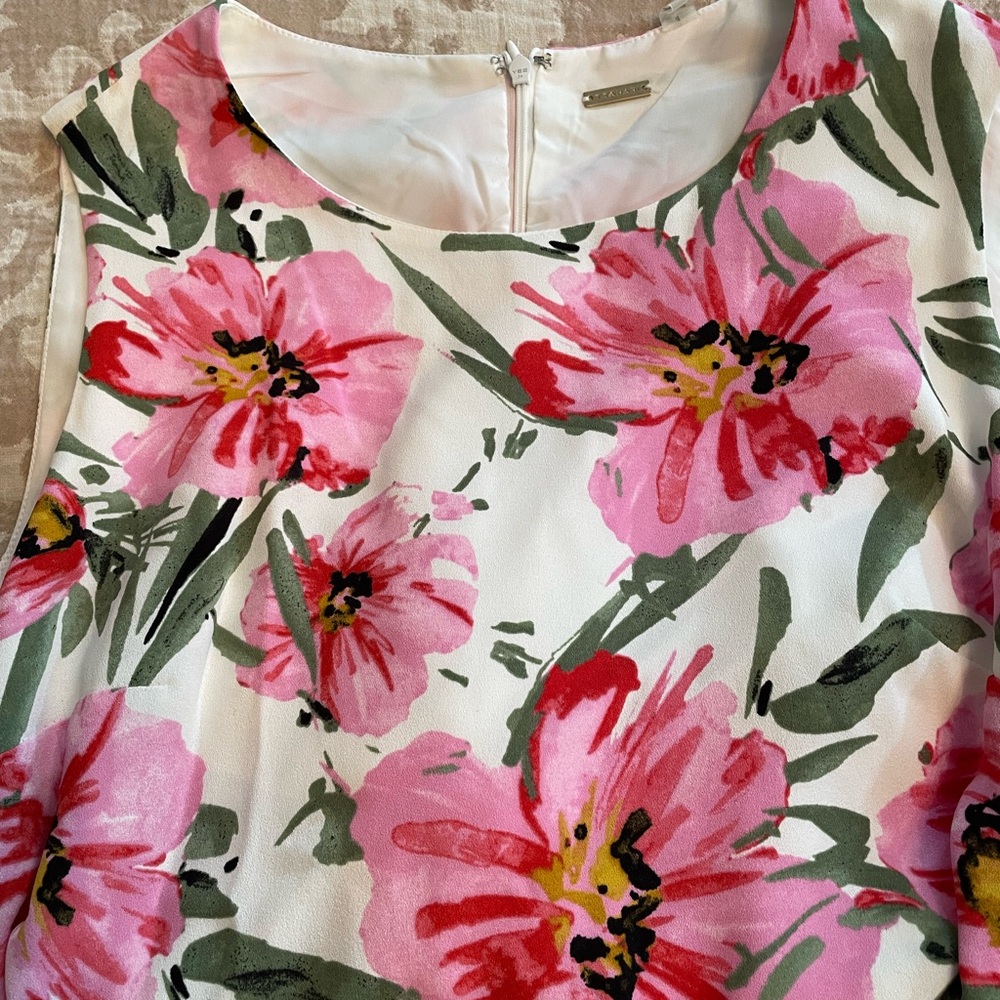 T. Tahari Floral Sleeveless Maxi Dress - Picture 3 of 8
